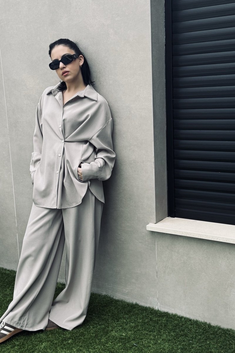 Relaxed Oversized Shirt & Wide-Leg Pants Set